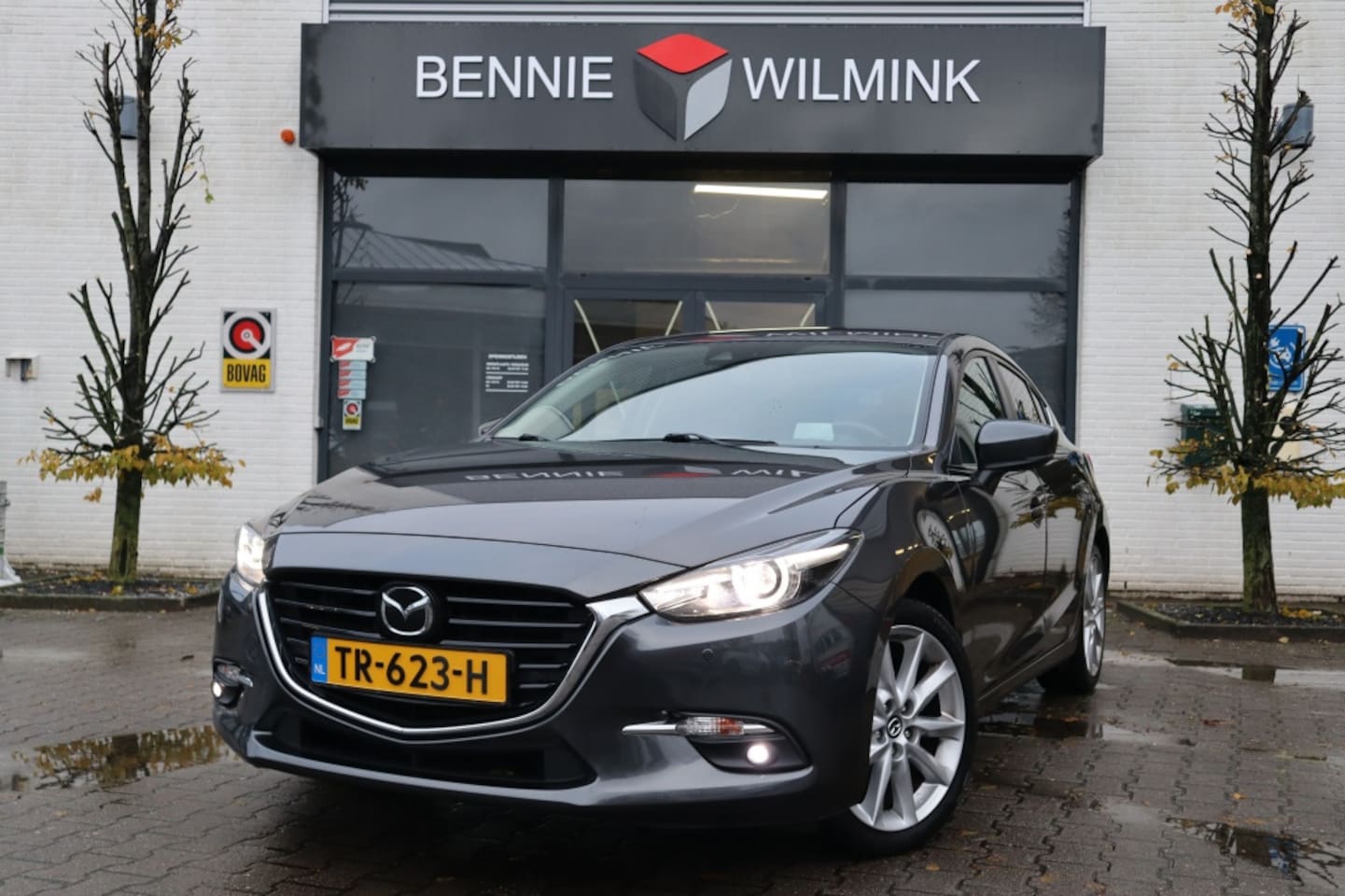 Mazda 3 - 2.0 SkyActive 120 GT-M AdaptiveCruise/Keyless/Head-up/Leder/Trek - AutoWereld.nl