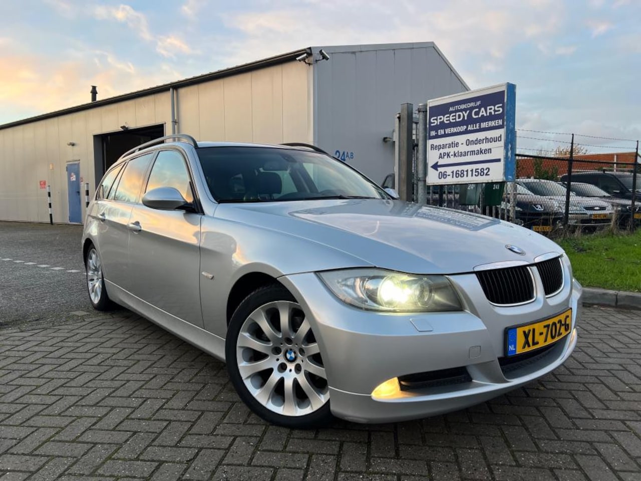 BMW 3-serie Touring - 318i Business Line 2007 Cruise Navi Pano - AutoWereld.nl