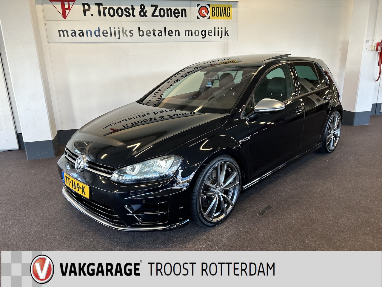 Volkswagen Golf - 2.0 TSI R 4Motion 300PK | Panoramadak | Lederen bekleding | Adaptieve cruise control | Key - AutoWereld.nl