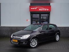 Opel Astra - 1.6 Temptation airco navi LM 4-deurs