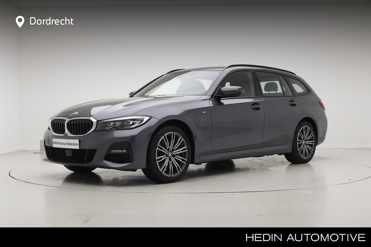 BMW 3-serie Touring - 330e M-Sport | Camera | Stoelverwarming | Active Cruise | - AutoWereld.nl