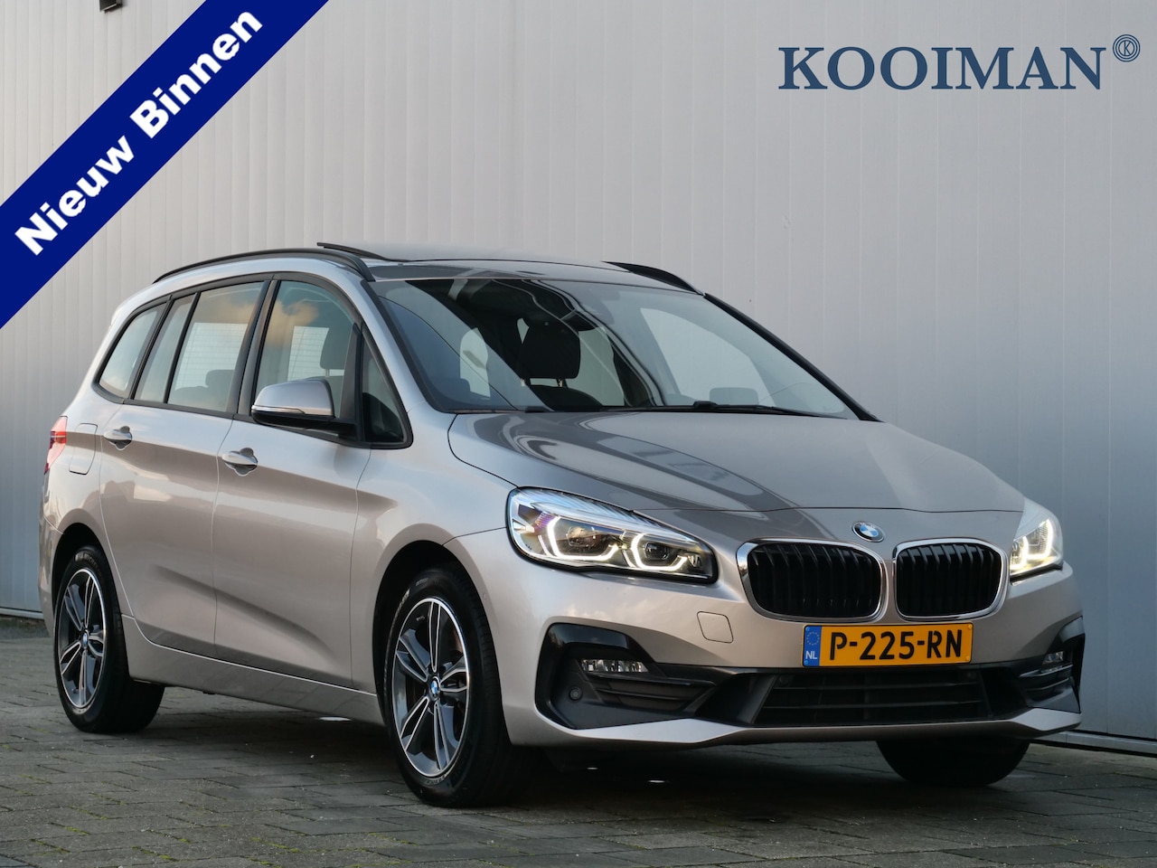 BMW 2-serie Gran Tourer - 220d xDrive 7p. High Executive 191 Pk Automaat Navi / DAB / Camera / Leer / Pano-dak - AutoWereld.nl