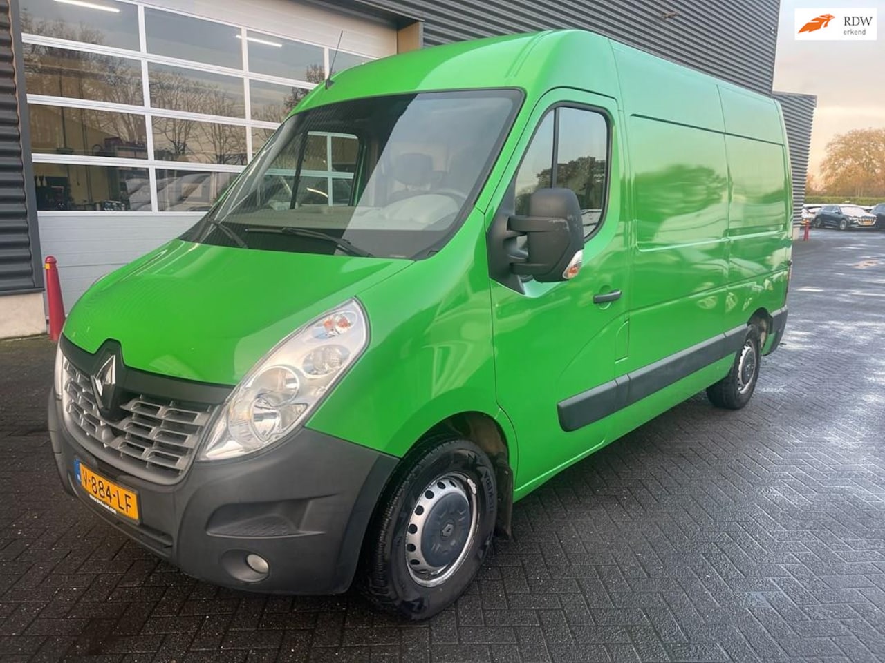 Renault Master - T35 2.3 dCi L2H2 T35 2.3 dCi L2H2 - AutoWereld.nl