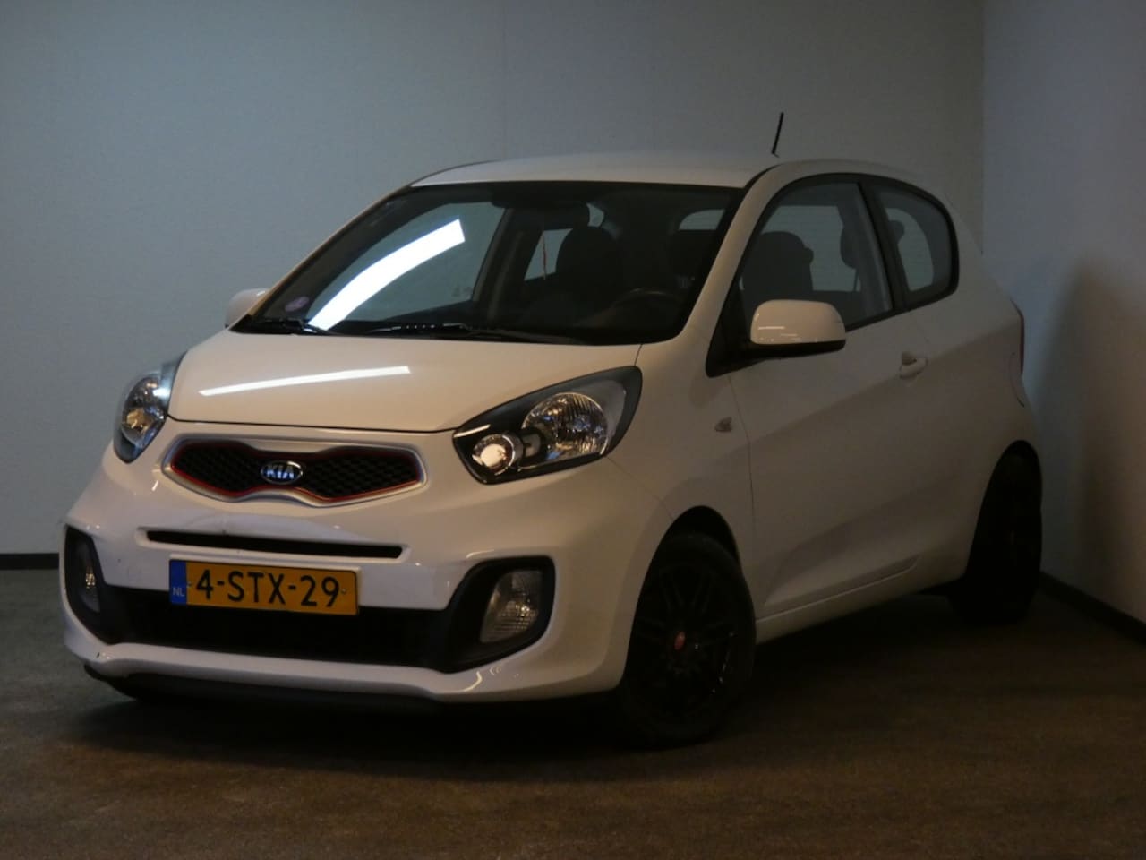 Kia Picanto - 1.0 CVVT ISG Comf.P. Nwe APK airco - AutoWereld.nl