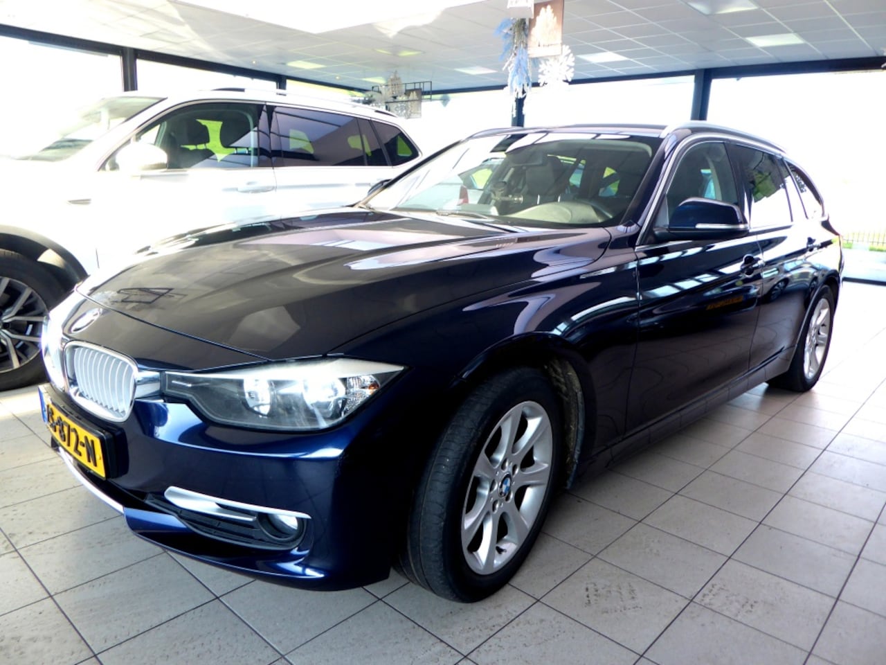 BMW 3-serie Touring - 316i Executive Chip Touring 210 pk.Trekh.LMV. - AutoWereld.nl