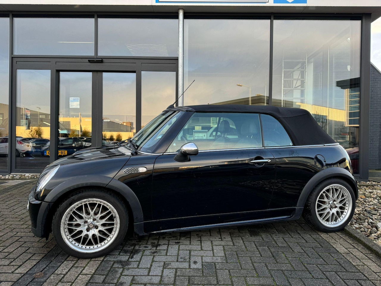 MINI Cabrio - Mini 1.6 116PK COOPER CHILI : NWE KAP - LEER - LMV - NWE BANDEN - - AutoWereld.nl