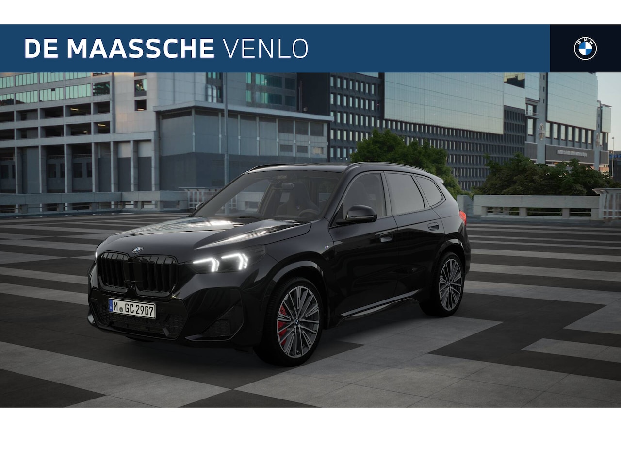 BMW X1 - xDrive23i High Executive M Sport Automaat / Panoramadak / Trekhaak / M Sportstoelen / Adap - AutoWereld.nl