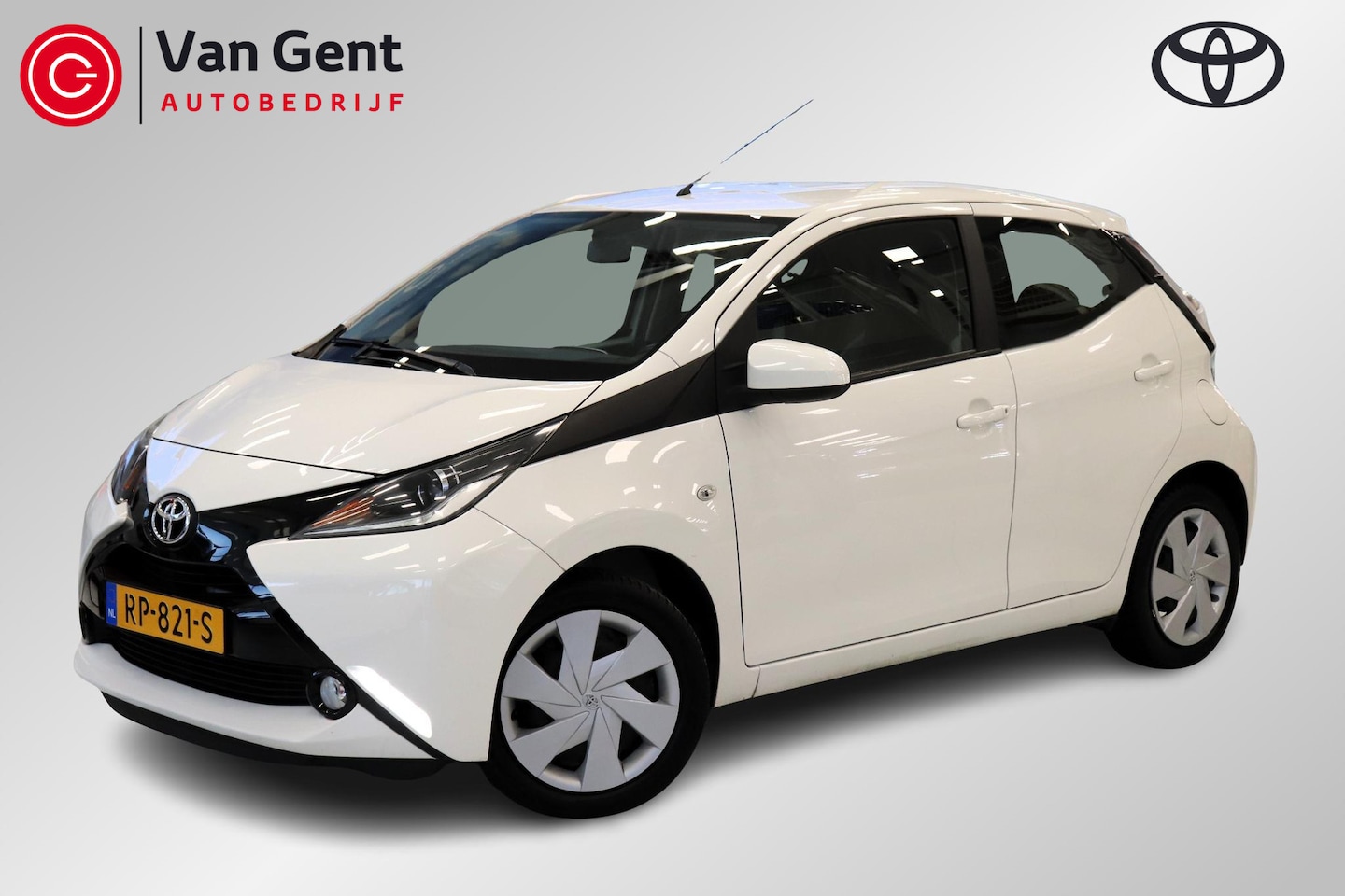 Toyota Aygo - 1.0 VVT-i x-nav 1.0 VVT-i x-nav - AutoWereld.nl