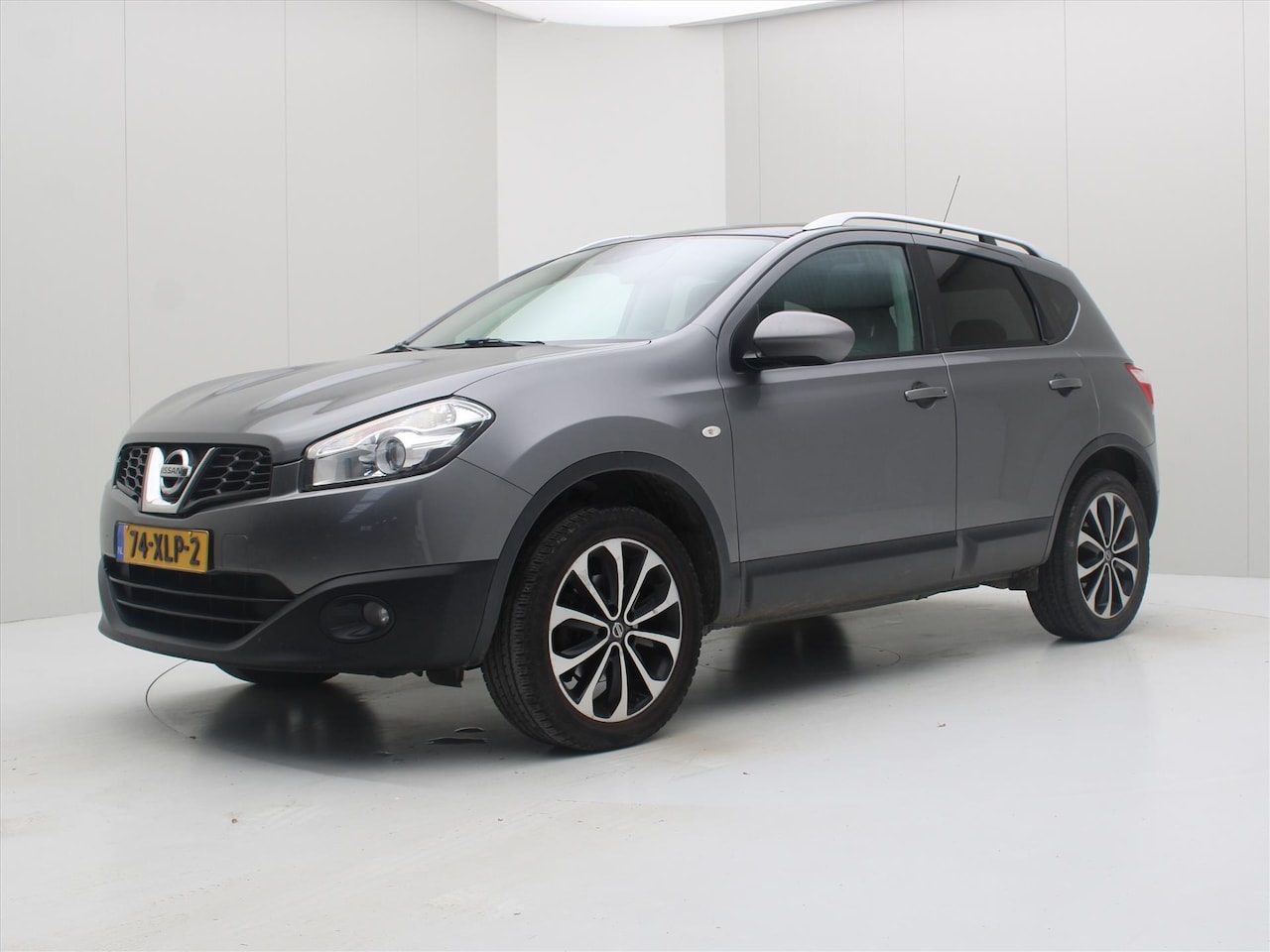 Nissan Qashqai - 2.0 5D 2WD CONNECT EDITION PANODAK+LEDER+NAVI+TREKHAAK!! - AutoWereld.nl