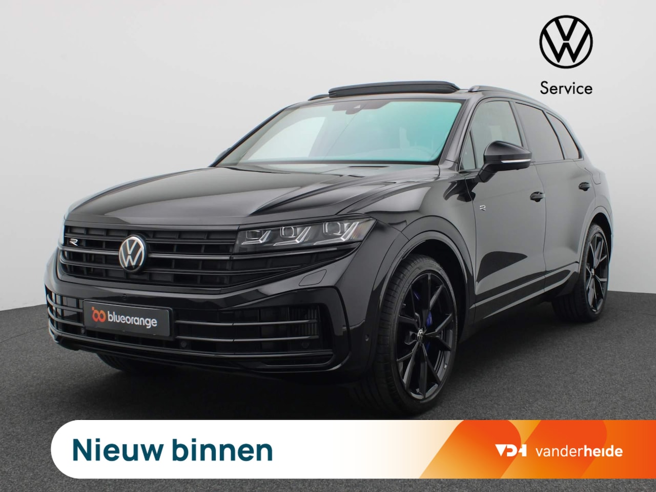 Volkswagen Touareg - 3.0 TSi eHybrid 4MOTION R 463PK DSG Panoramadak, 360 gr. camera, leder, trekhaak, luchtver - AutoWereld.nl