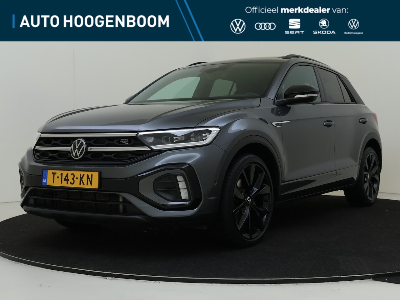 Volkswagen T-Roc - 1.5 TSI R-Line | Panoramadak | Trekhaak | Keyless | Achteruitrijcamera | Stoelverwarming | - AutoWereld.nl