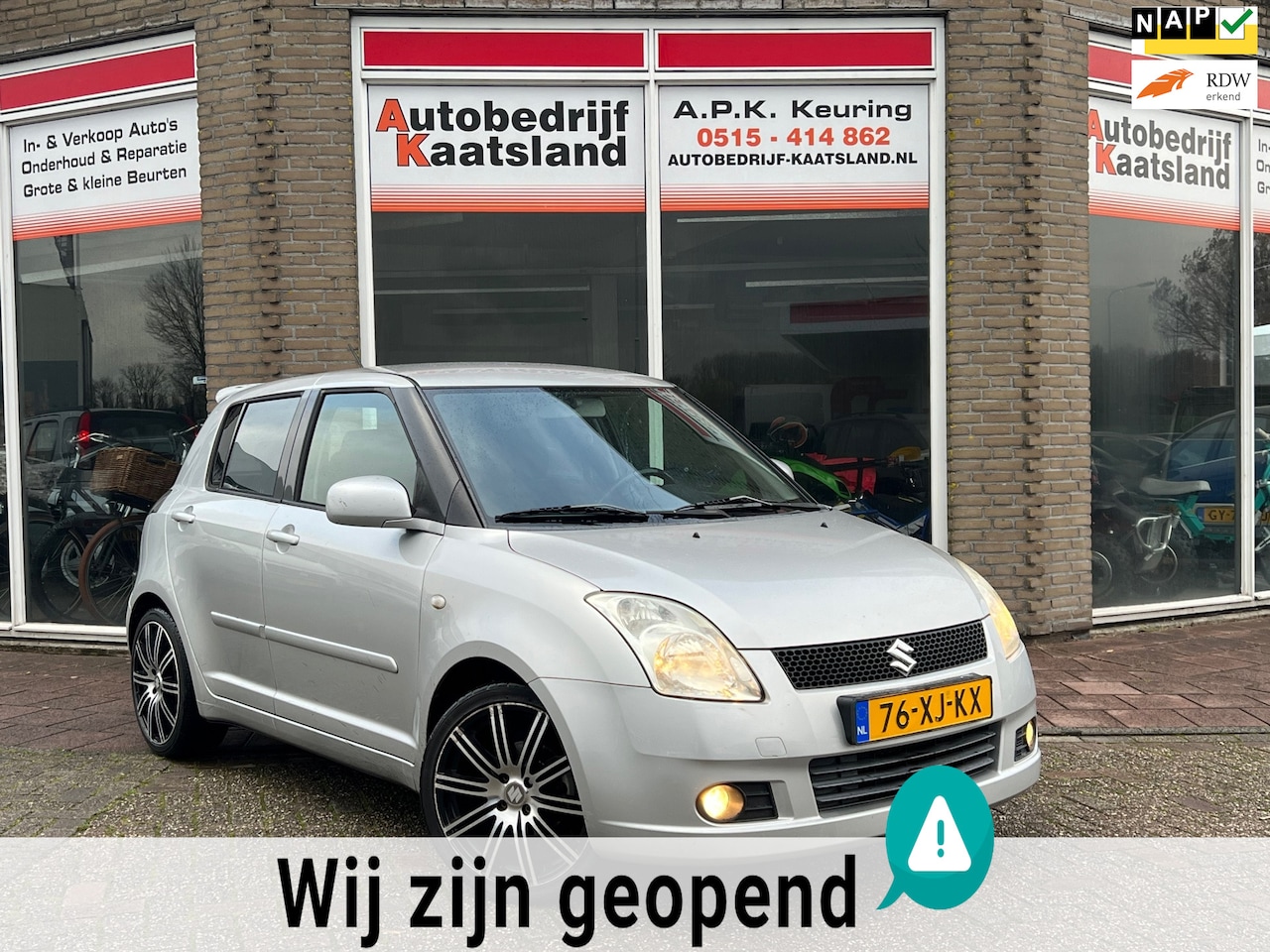 Suzuki Swift - 1.3 Shogun - 5 Deurs - Airco - LMV - AutoWereld.nl