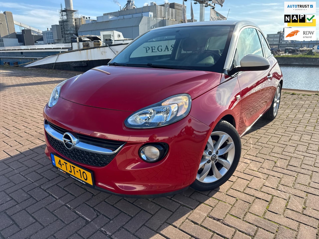 Opel ADAM - 1.2 Jam Rood met Lage Kilometerstand!! - AutoWereld.nl