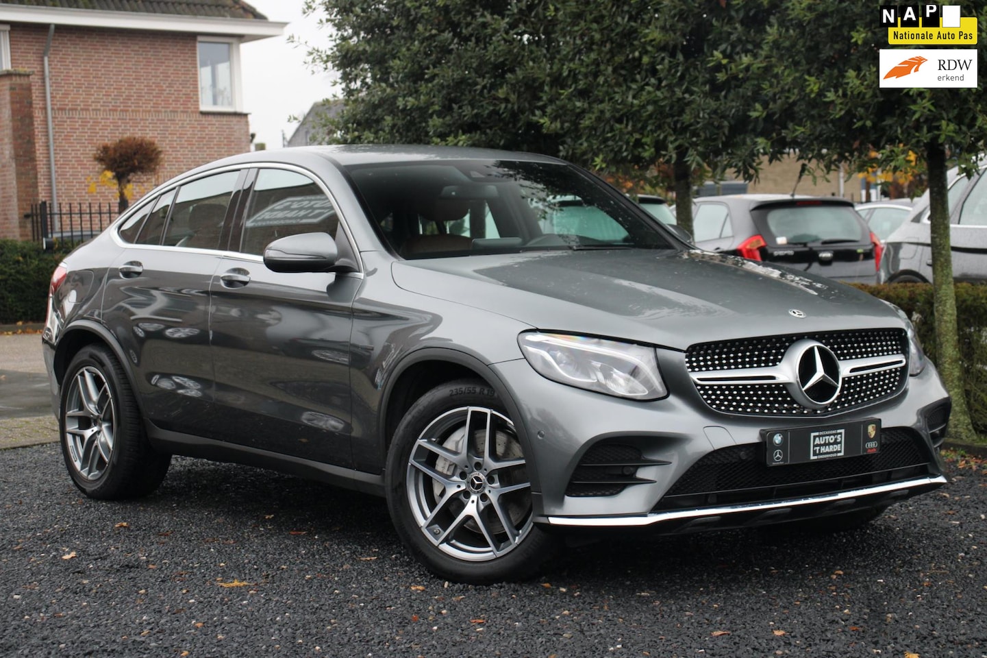 Mercedes-Benz GLC-klasse Coupé - 350e 4MATIC Business Solution AMG 320 PK Dealer o.h Luchtvering Trekhaak Camera Leder 19'' - AutoWereld.nl