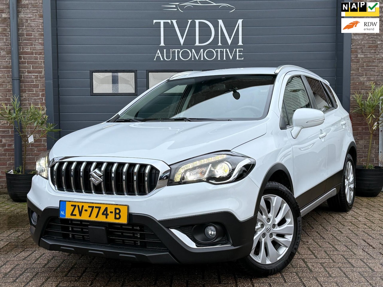 Suzuki S-Cross - 1.0 Boosterjet Select Navi, Camera, Trekhaak - AutoWereld.nl