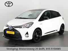 Toyota Yaris - 1.5 HYBRID TREND SPORTSLINE DESIGN 1e EIGENARESSE. AUTOMAAT .NAVIGATIE.LMV.CRUISE.TREKHAAK