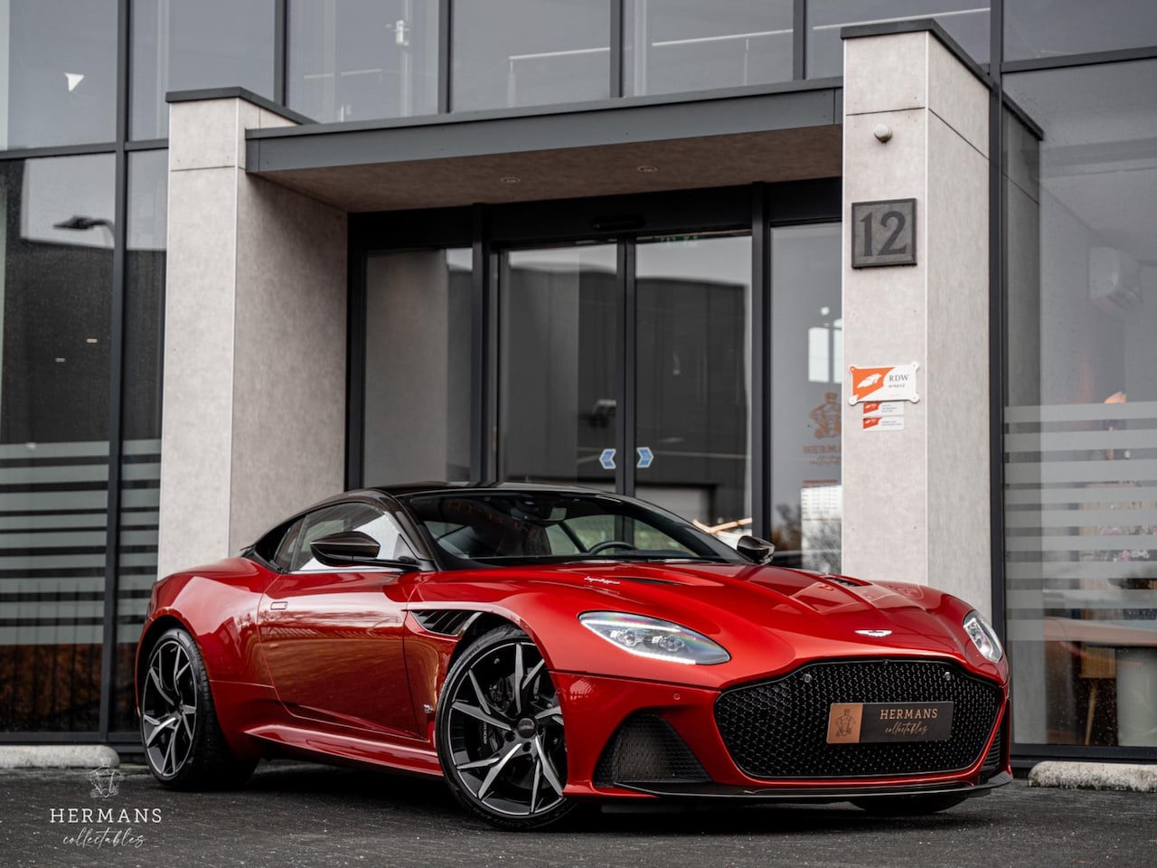 Aston Martin DBS - 5.2 V12 Superleggera / Carbon / B&O / First owner / Dealer - AutoWereld.nl