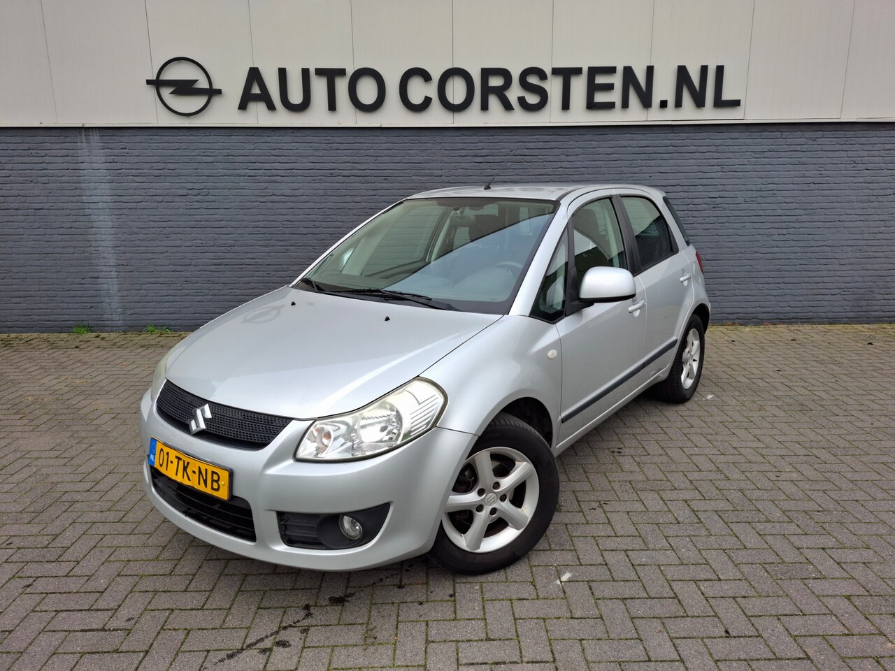 Suzuki SX4 - 1.6 Exclusive 108pk AircoRadio/CD Trekhaak PDC Achter Keyless Elektr. Ramen V+A Centr. Deu - AutoWereld.nl