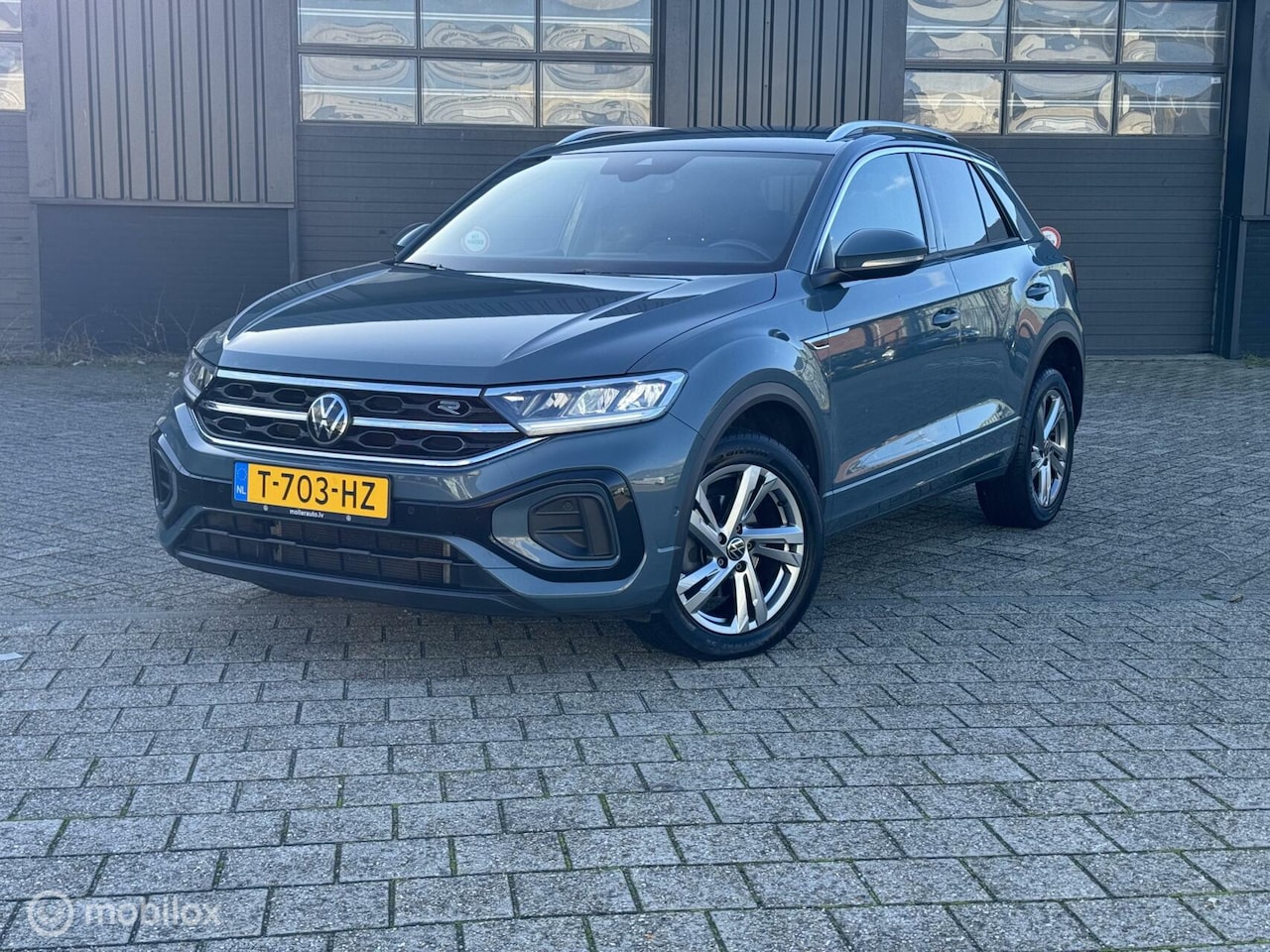 Volkswagen T-Roc - 1.5 TSI R-Line ✅36.000km✅AUTOMAAT✅R-LINE - AutoWereld.nl