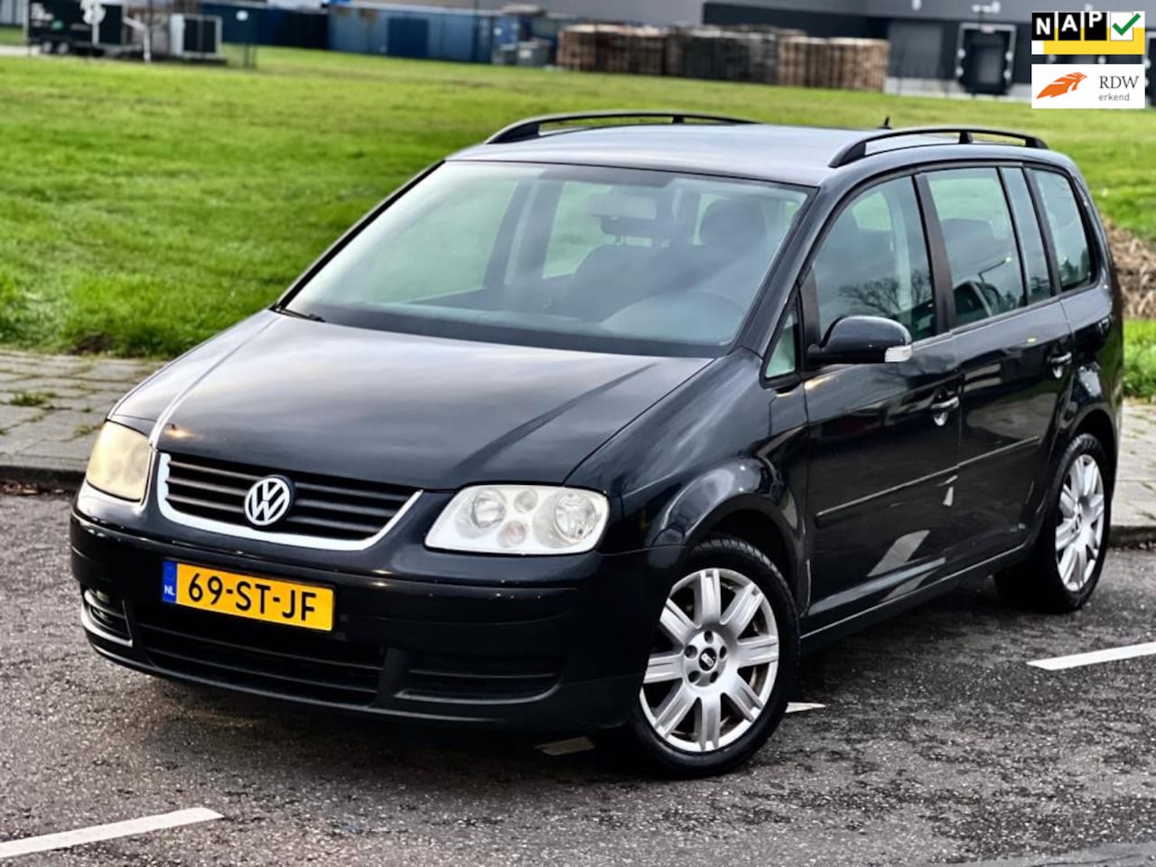 Volkswagen Touran - 1.4 TSI Business |7 PERSOONS|AIRCO|ELEKRM|NW APK| - AutoWereld.nl