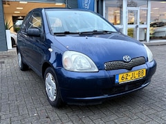 Toyota Yaris - 1.3-16V VVT-i Luna