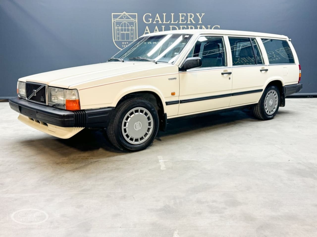 Volvo 740 - Station - 1 eigenaar - 39.000 km - Gloednieuwe staat -  - ONLINE - AutoWereld.nl