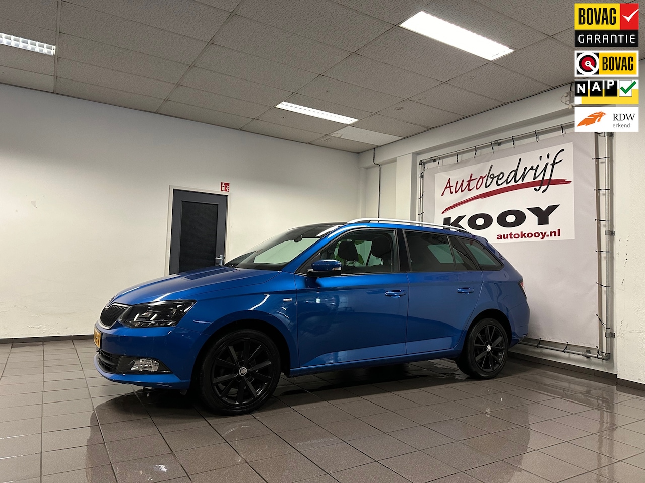 Skoda Fabia Combi - 1.0 TSI Drive * Panoramadak / Afn. Trekhaak / Navigatie / LM Velgen / NL Auto * - AutoWereld.nl