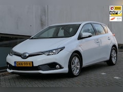 Toyota Auris - 1.8 Hybrid Business Navi PDC Clima Parkeerassistent