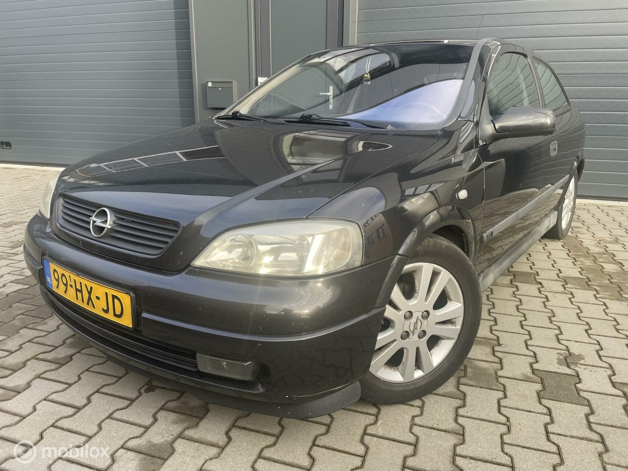 Opel Astra - 1.6 Sport Edition 1.6 Sport Edition (apk tot 26-09-2025) - AutoWereld.nl