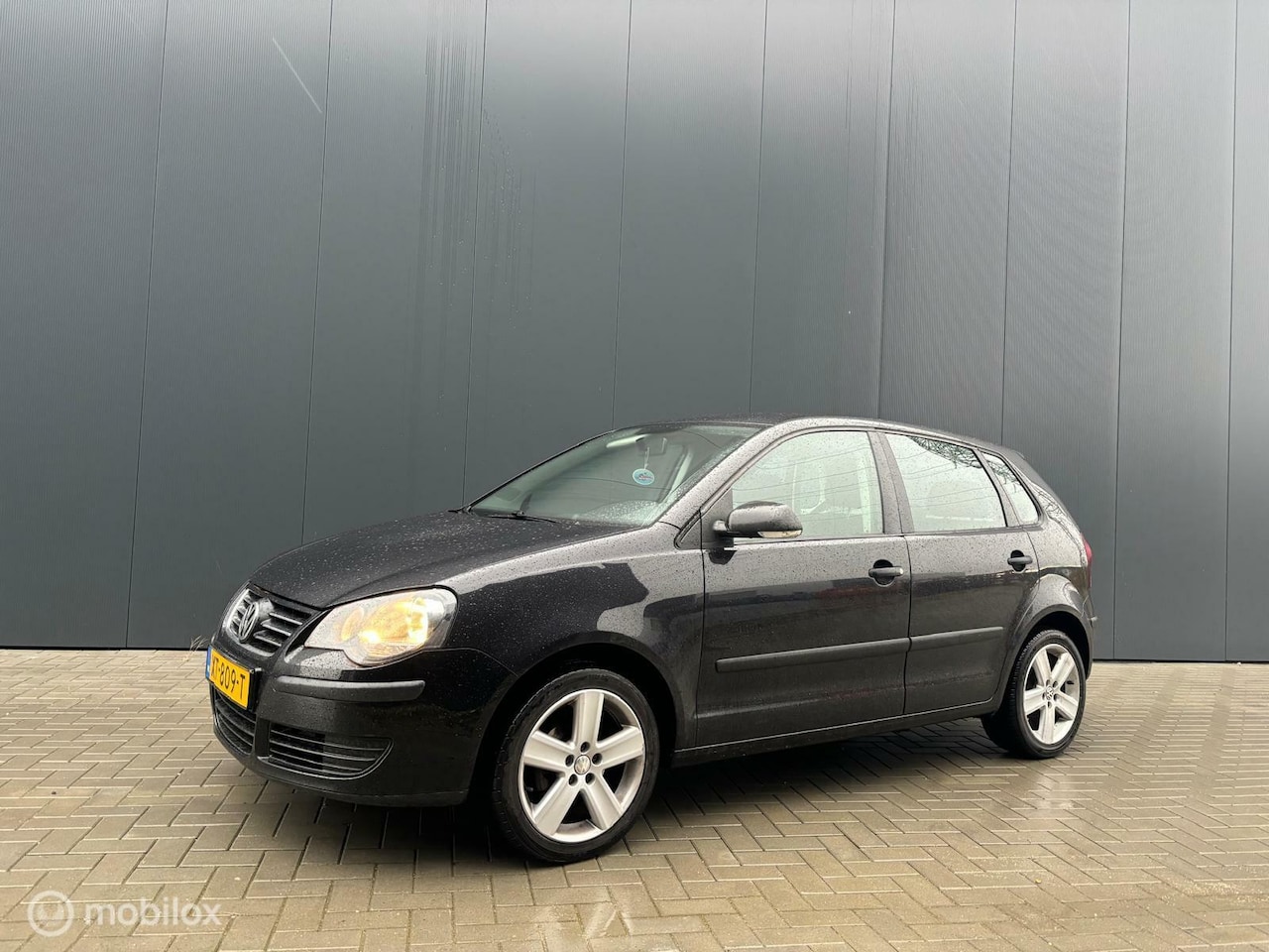 Volkswagen Polo - 1.2 Trendline goal uitvoering lage km stand. - AutoWereld.nl