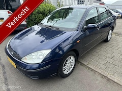 Ford Focus - 1.6-16V Cool Edition