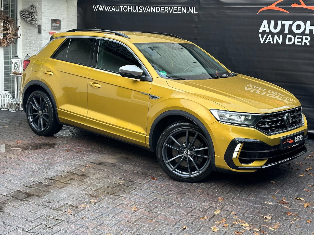 Volkswagen T-Roc - 2.0 TSI 4Motion R Line Sport 300 PK!!, Beats/AKRAPOVIC/Camera/Etc!! - AutoWereld.nl