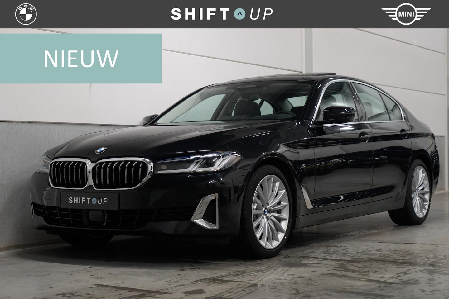 BMW 5-serie - 540i xDrive Schuifdak | CoPilot | Head Up | Elektr. Trekhaak | Meesturende achteras - AutoWereld.nl