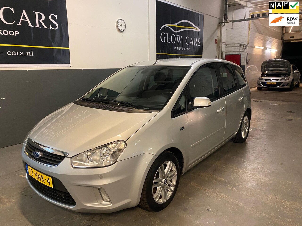 Ford C-Max - 2.0-16V Ghia |AUTOMAAT|TREKHAAK|NAP|CRUISE|NAVIGATIE|PDC| - AutoWereld.nl