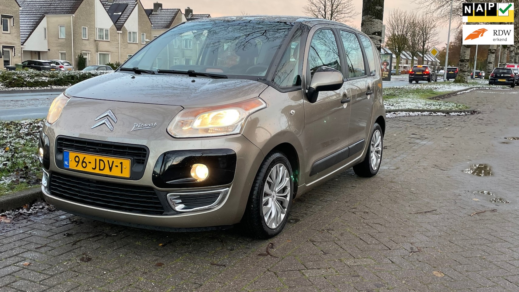 Citroën C3 Picasso - 1.4 VTi Aura AIRCO 4 NWE BANDEN ROKERSVRIJ AIRCO EL RAMEN SPIEGELS SCHADEVRIJ APK 4-25 - AutoWereld.nl