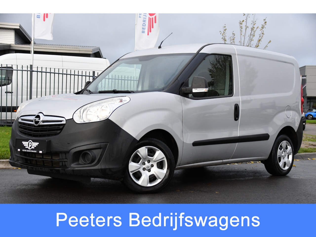 Opel Vivaro - 1.6 CDTI L1H1 Edition Airco, Trekhaak, 95PK, Radio! - AutoWereld.nl