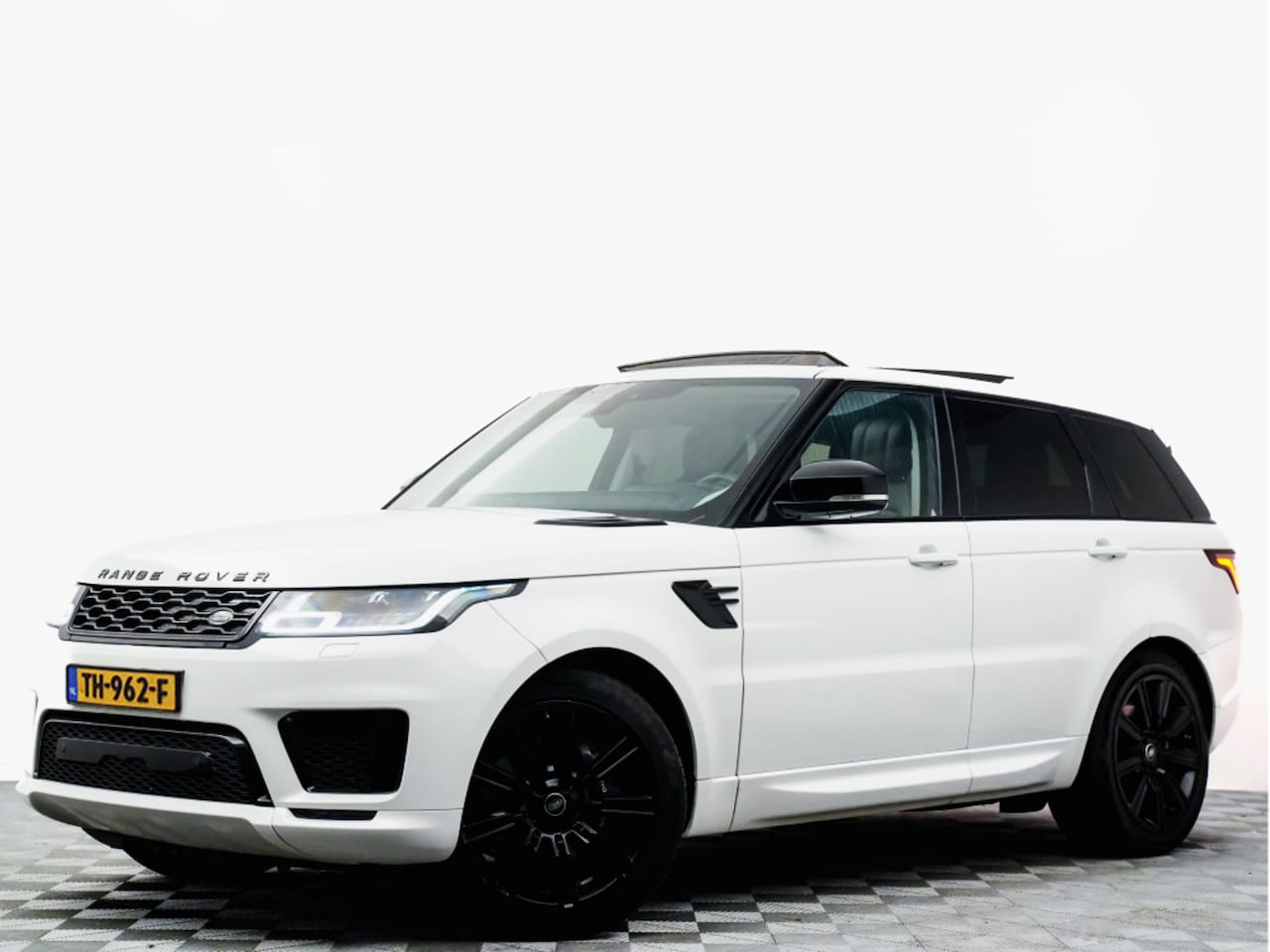 Land Rover Range Rover Sport - 3.0 SDV6 Autobiography Dynamic (panodak,stuur/stoelverwarming,brembo,carplay,360) - AutoWereld.nl