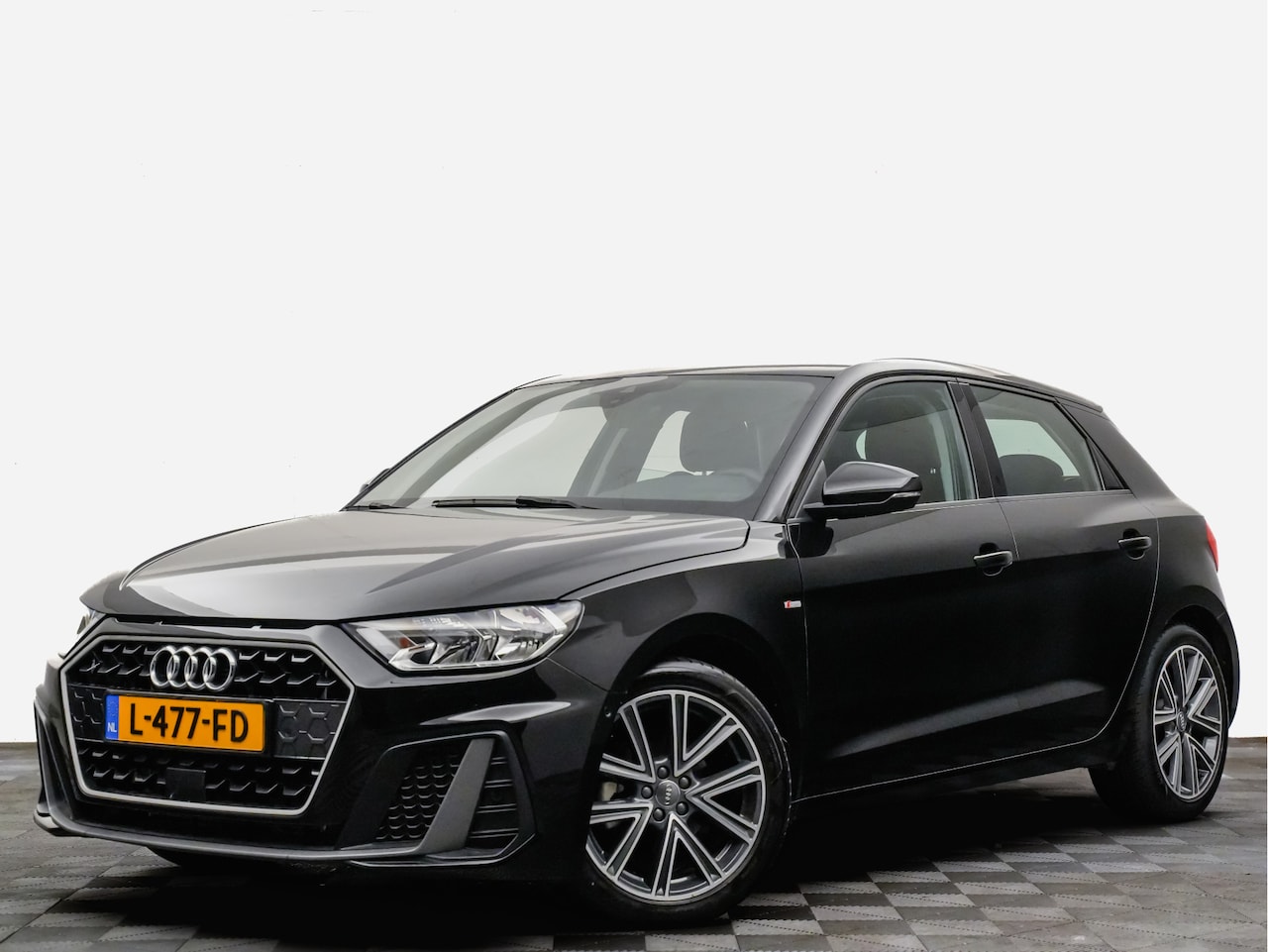 Audi A1 Sportback - 30 TFSI 115pk S Line edition one (leer,navi,digital dash,matrix,carbon) - AutoWereld.nl