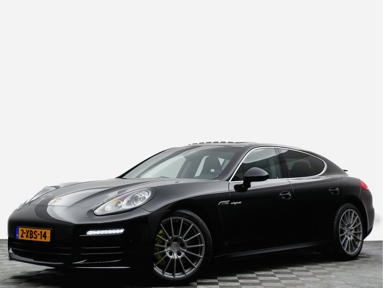 Porsche Panamera - 3.0 S E-Hybrid 420pk Sport Chrono (panodak,BOSE,pianolak,360,memory sportseats) - AutoWereld.nl