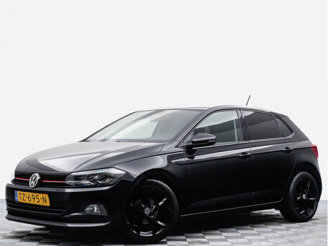 Volkswagen Polo - 1.0 TSI 100pk Highline 5drs Beats dr Dre (navi,clima,LED,cruise,pdc) - AutoWereld.nl