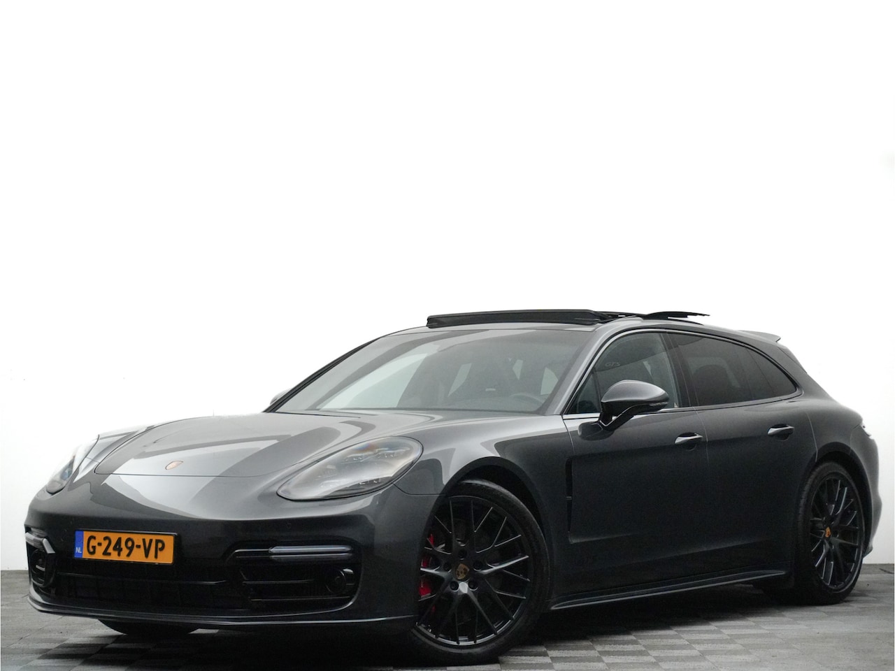 Porsche Panamera Sport Turismo - 4.0 V8 GTS 460pk Sport Design (stuurverw,alcantara,softclose,keyless) - AutoWereld.nl