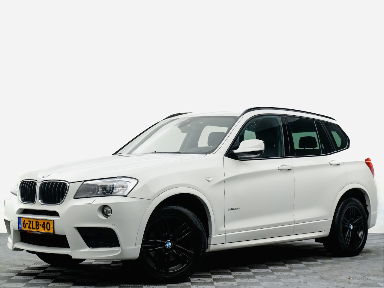 BMW X3 - xDrive20i High Executive M-Sport 185pk Aut8 (leer,navi,headup,xenon) - AutoWereld.nl