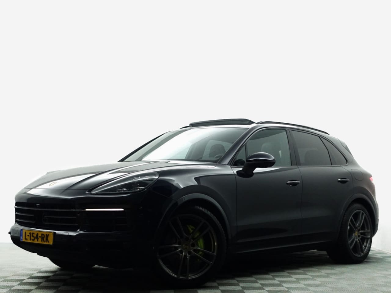 Porsche Cayenne - 3.0 E-Hybrid (sport chrono, stoelventilatie, bose audio, 360 camera, sfeerverlichting, stu - AutoWereld.nl