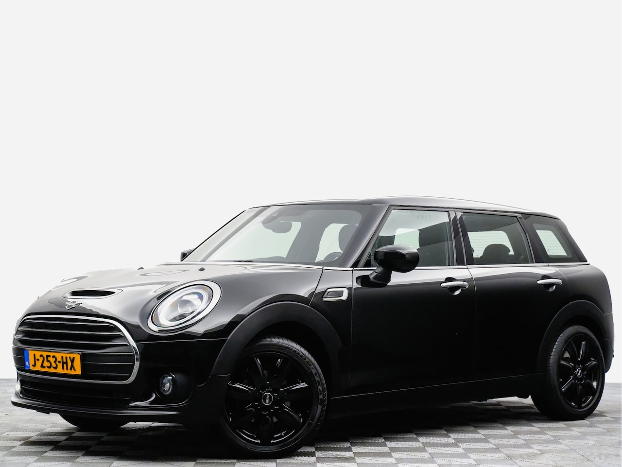 MINI Clubman - Mini 1.5 Night Black Pepper (navi,clima,sfeerverlichting,keyless) - AutoWereld.nl