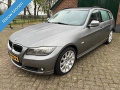 BMW 3-serie Touring - 318i High Executive