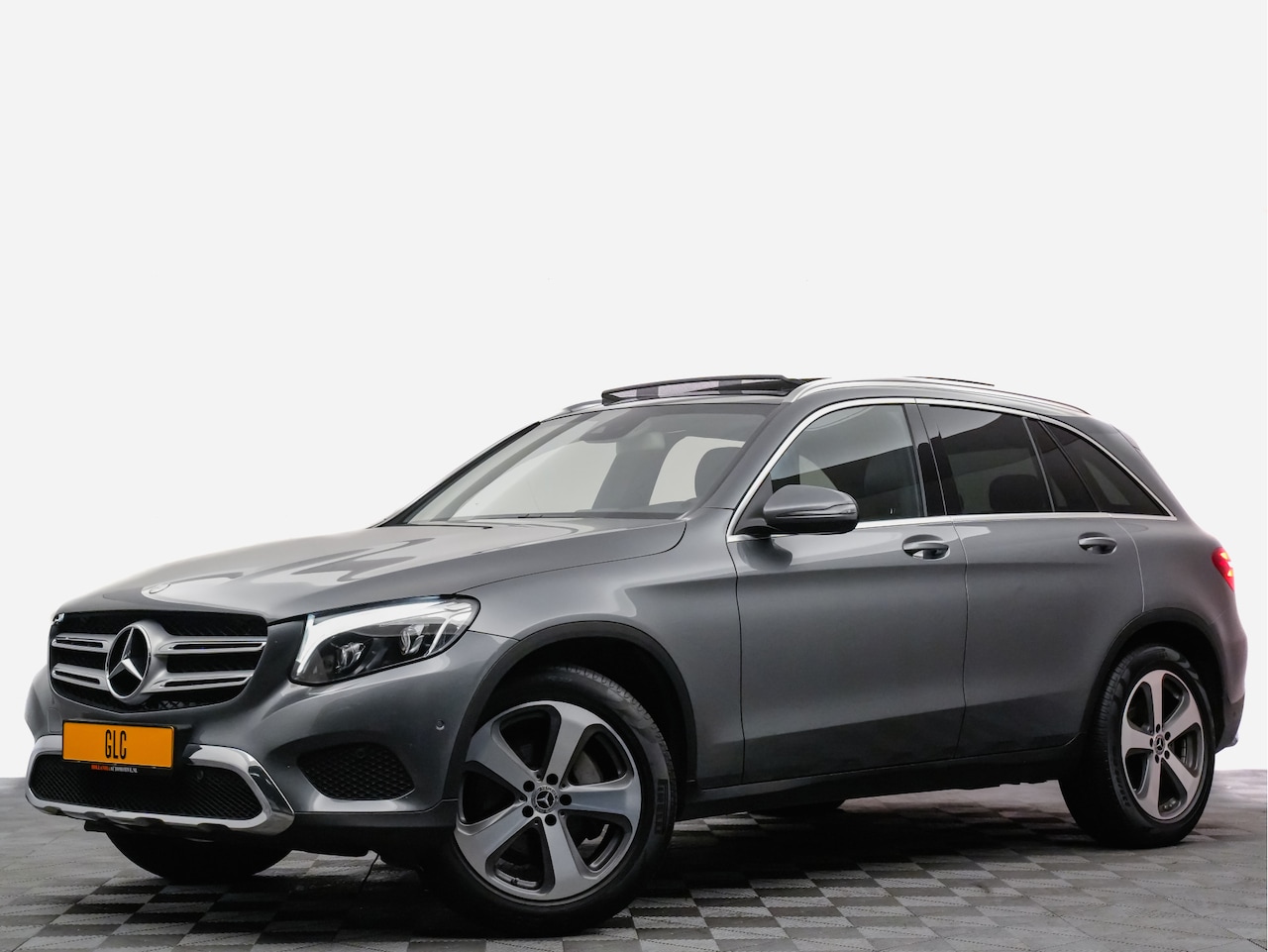 Mercedes-Benz GLC-klasse - 250 4MATIC Premium 211pk Aut (panodak,matrix,burmester,leer,dab) - AutoWereld.nl