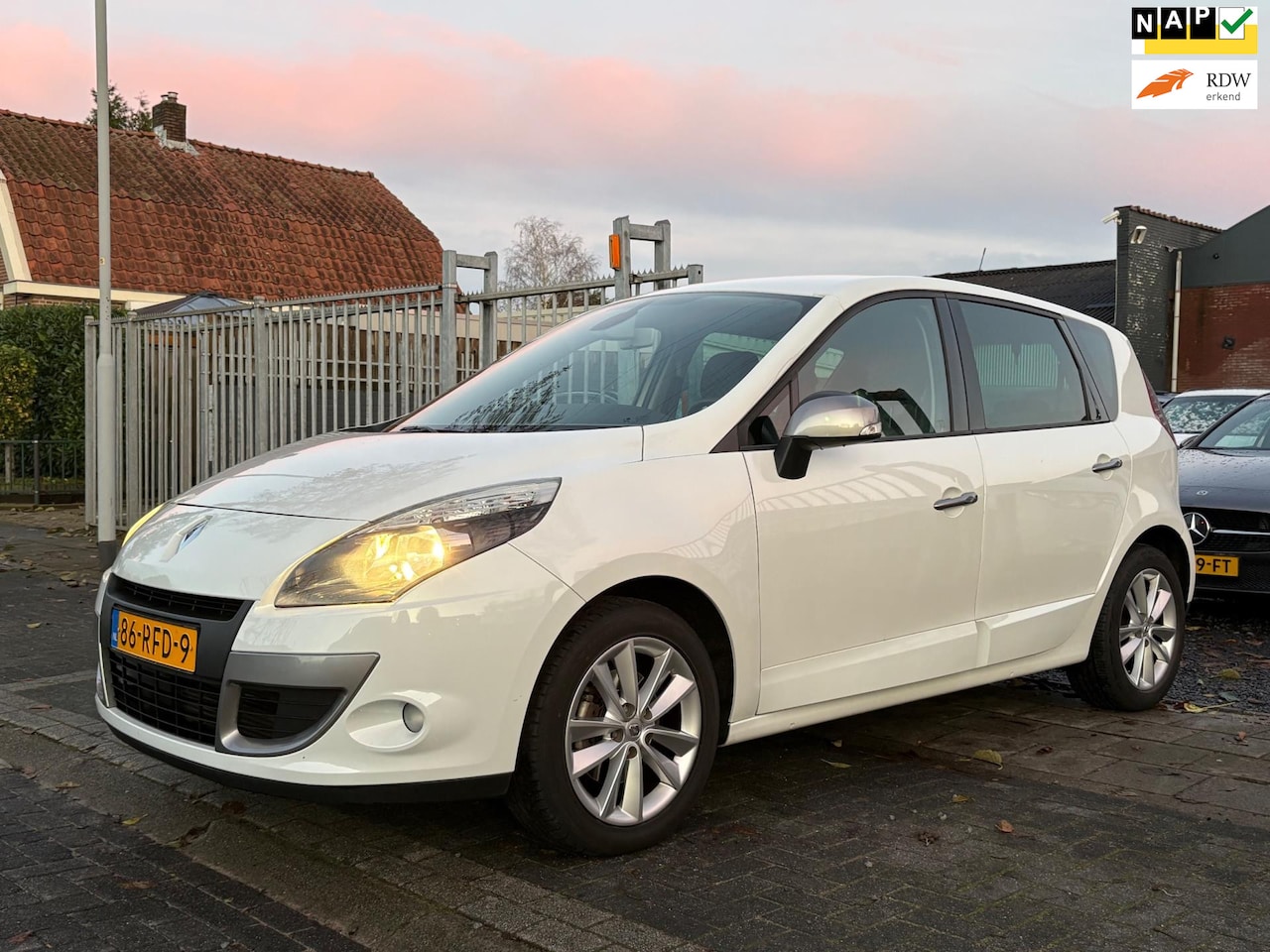 Renault Scénic - 1.4 TCE Parisienne | Navi | Trekhaak | 17” LMV | - AutoWereld.nl