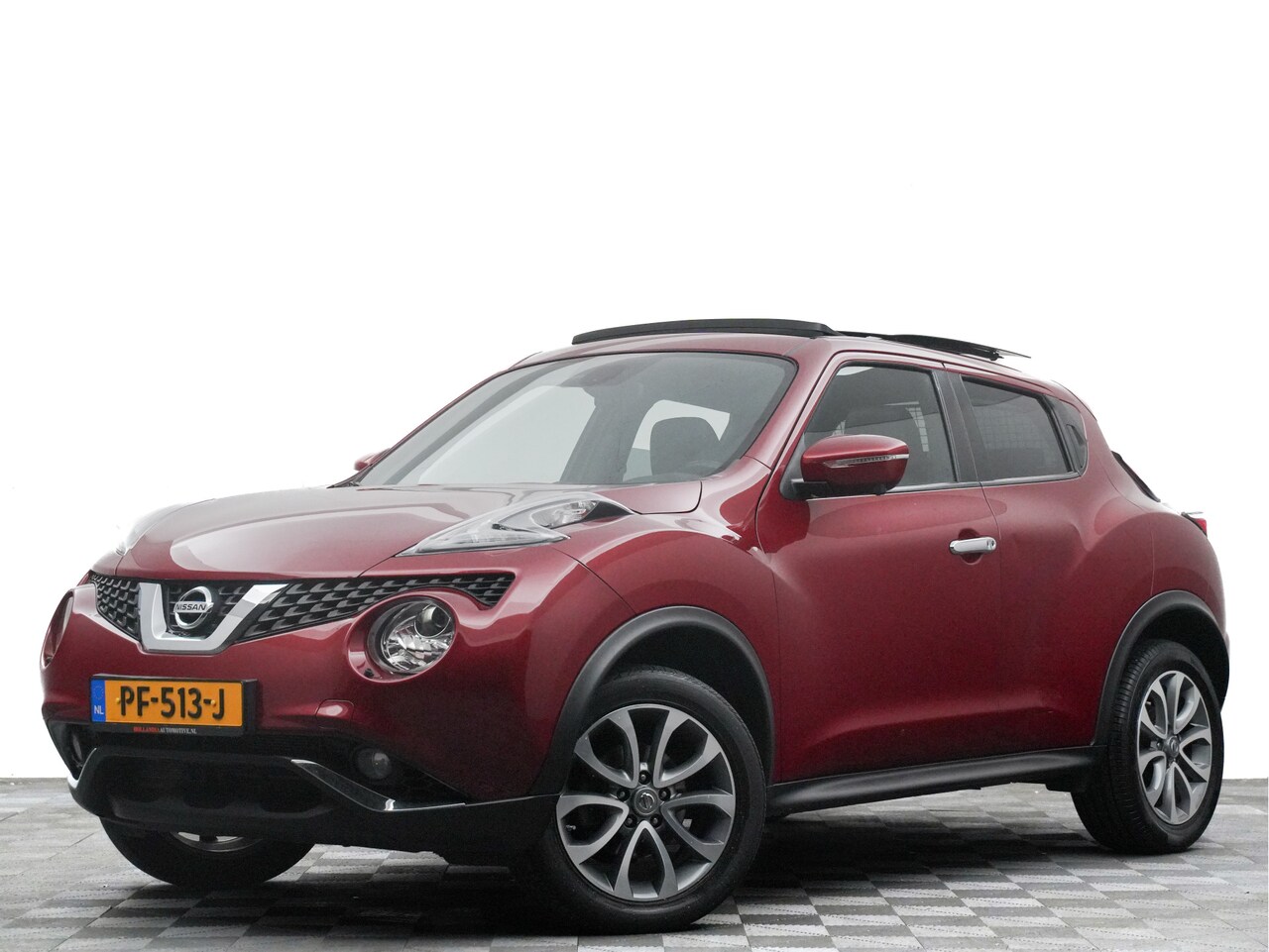 Nissan Juke - 1.6 Aut 120pk Tekna (leer,panodak,xenon,navi,camera,360) - AutoWereld.nl