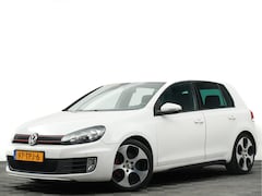 Volkswagen Golf - 2.0 GTI Performance 211pk (navi, 360, cruise, stoelverwarming)