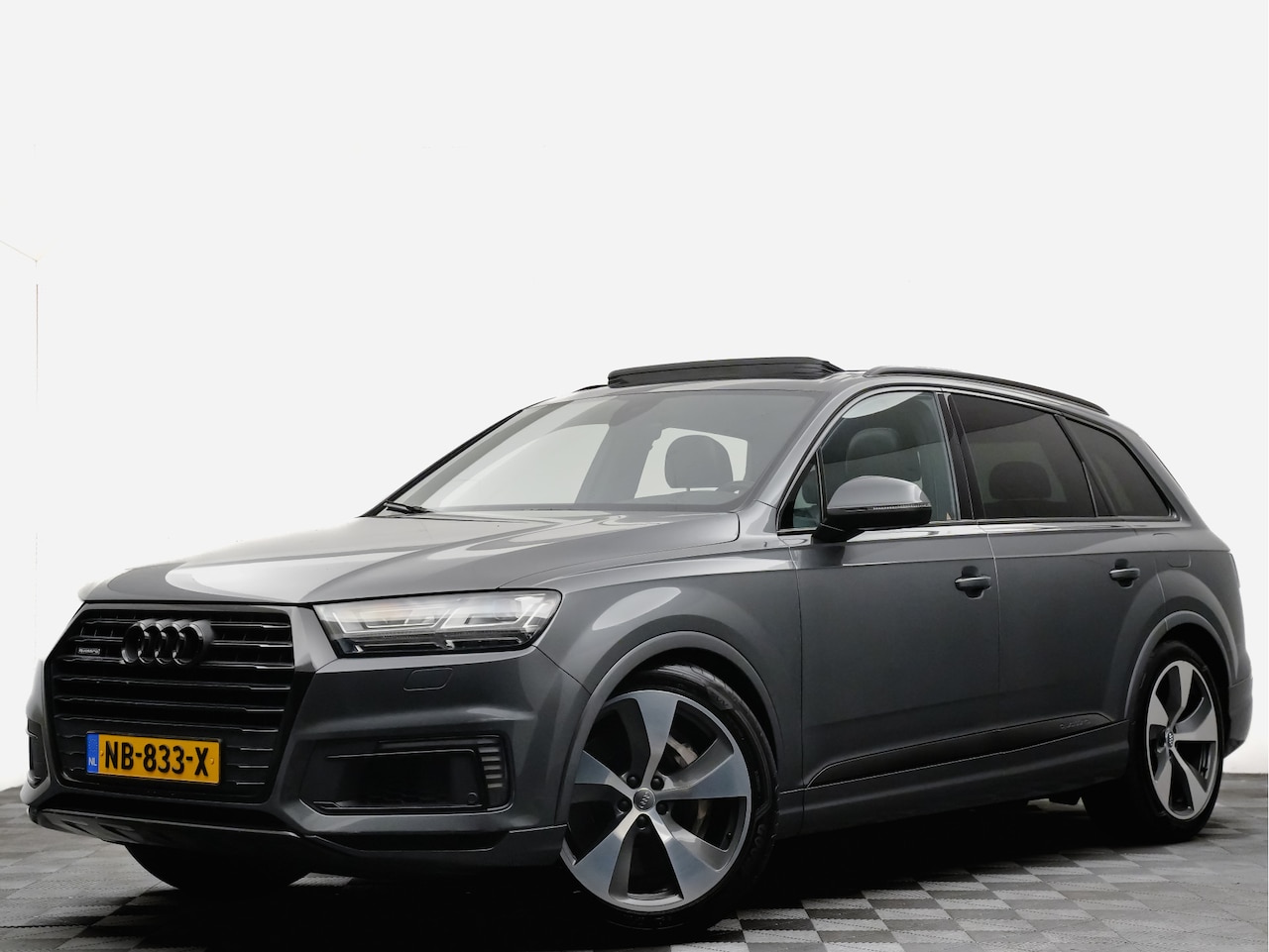 Audi Q7 - 3.0 TDI e-tron 375pk quattro Sport Black Optic (panodak,bose,matrix,sfeerverlichting,360) - AutoWereld.nl